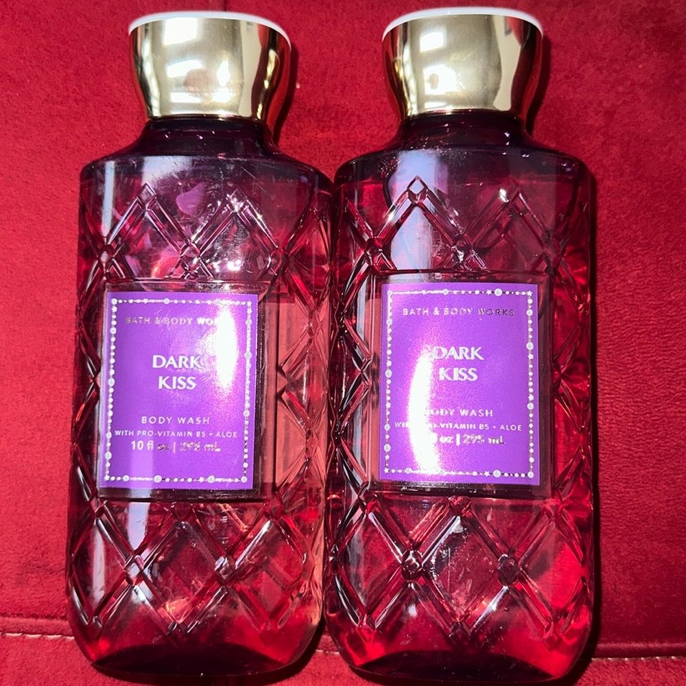 BBW 2pc Dark Kiss Body Wash